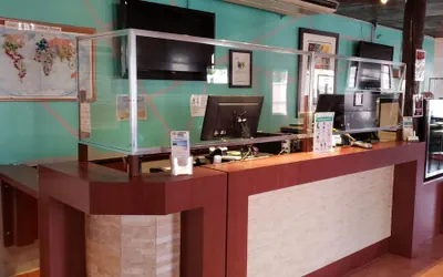Photo 2 - Combate Beach Resort