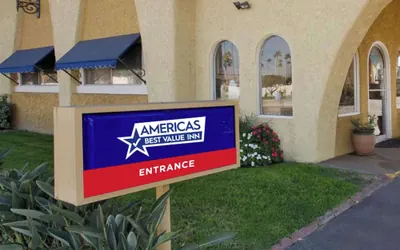 Photo 2 - Americas Best Value Inn Vandalia