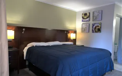 Photo 2 - Eastern Shore Motel
