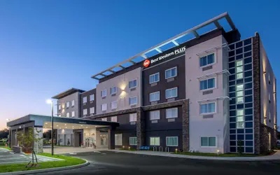Photo 2 - Best Western Plus Lakeland