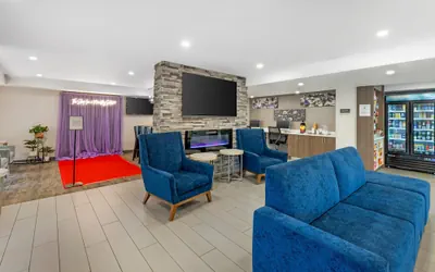 Photo 2 - MainStay Suites Oak Brook Terrace-Chicago