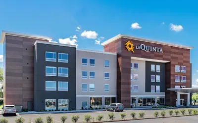 Photo 2 - La Quinta Suites by Wyndham South Bend Notre Dame Area