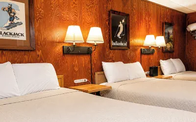 Photo 4 - Indianhead Ironwood Motel