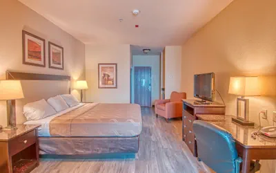 Photo 3 - Express Inn & Suites