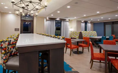 Photo 3 - Hampton Inn Union City