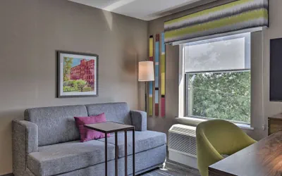 Photo 5 - Hampton Inn & Suites Keene