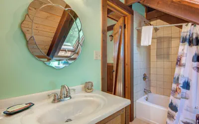 Photo 4 - Black Bear Lodge by Jackson Mountain Rentals