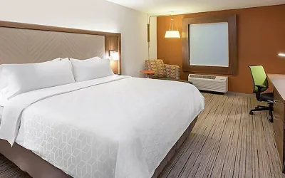 Photo 2 - Holiday Inn Express Thomasville by IHG