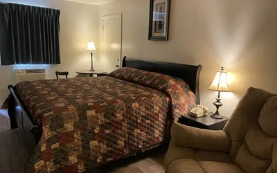 Photo 2 - Sky Inn