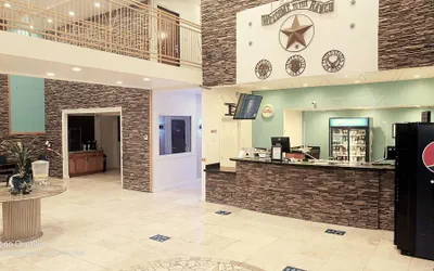 Photo 4 - B&J Hotel and Apartment