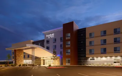 Photo 2 - Fairfield Inn & Suites by Marriott Palmdale West