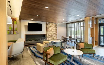 Photo 2 - Fairfield Inn & Suites by Marriott Rome