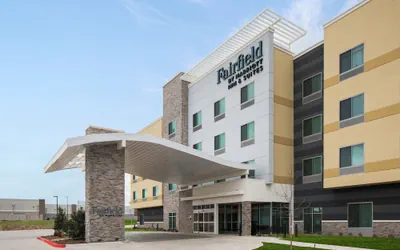 Photo 2 - Fairfield Inn & Suites by Marriott Dallas McKinney