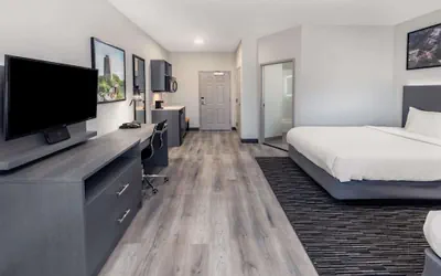 Photo 4 - La Quinta Inn & Suites By Wyndham Ardmore