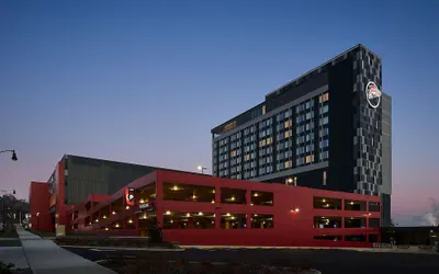 Photo 2 - Emerald Queen Hotel and Casino - Tacoma