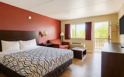 Photo 5 - Kings Inn Motel