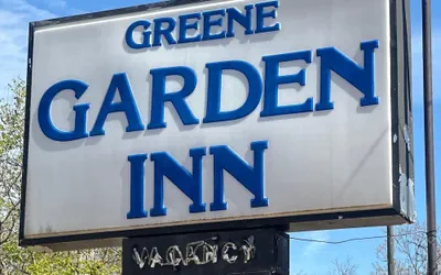 Photo 3 - Green Garden Inn
