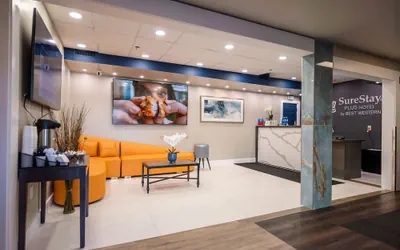 Photo 3 - Surestay Plus Hotel By Best Western Seatac Airport