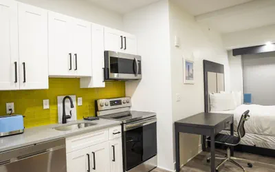 Photo 5 - Peachtree Suites