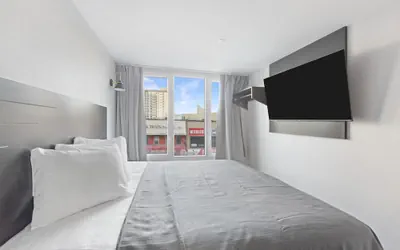 Photo 5 - Tremont Hotel