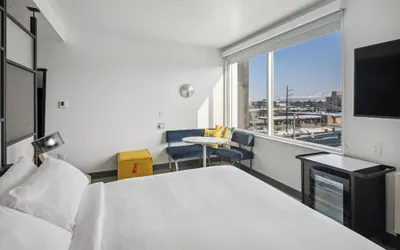 Photo 4 - Aloft by Marriott Anchorage
