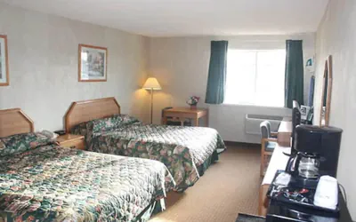Photo 5 - Garden City Inn