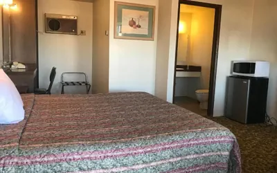 Photo 4 - 66 Motel