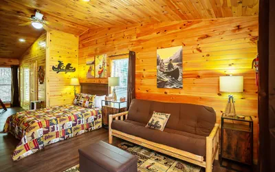 Photo 2 - Bigfoot Lodge Room Four