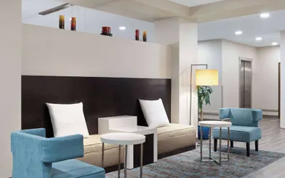 Photo 4 - La Quinta Inn & Suites by Wyndham Wenatchee