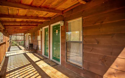 Bigfoot Lodge Room One