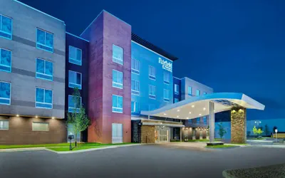 Photo 2 - Fairfield by Marriott Inn & Suites Rochester Hills