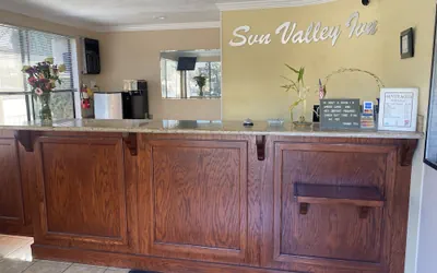 Photo 2 - Sun Valley Inn