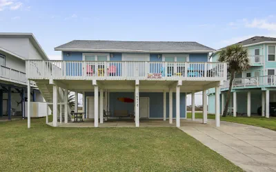 Photo 2 - Barefoot Bungalow