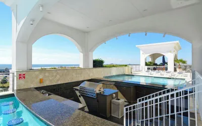 Photo 2 - Emerald 707 by Ryson Vacation Rentals