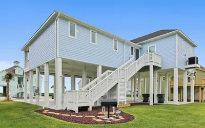 Photo 4 - Salty Blue Mermaid by Ryson Vacation Rentals