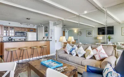 Photo 5 - Luis' Lair by Ryson Vacation Rentals