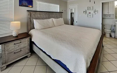 Photo 3 - Beachcomber by Ryson Vacation Rentals