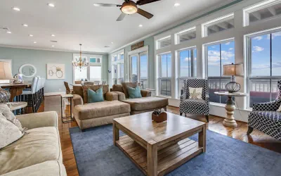 Photo 2 - Seaside Sanctuary by Ryson Vacation Rentals