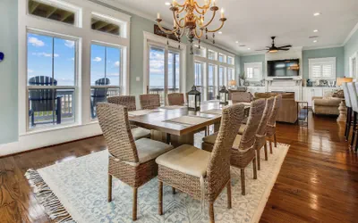Photo 5 - Seaside Sanctuary by Ryson Vacation Rentals