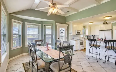 Photo 4 - Too Pool for School by Ryson Vacation Rentals