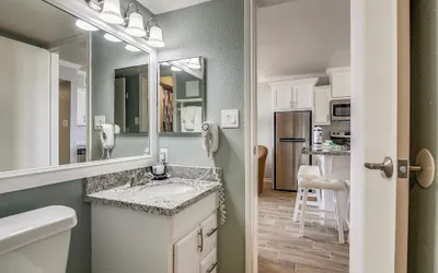 Photo 3 - Room with a View by Ryson Vacation Rentals