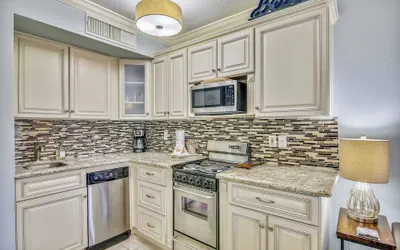 Photo 5 - Ocean Oasis by Ryson Vacation Rentals