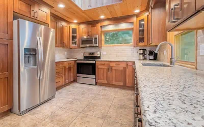 Photo 2 - Shoreline Chateau by Taylor Made Deep Creek