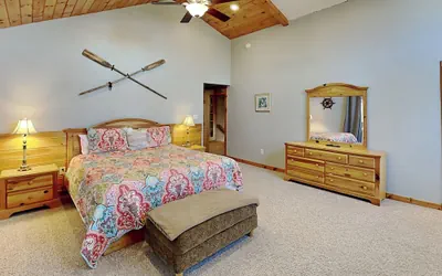 Photo 3 - Sunkissed Lodge by Taylor Made Deep Creek