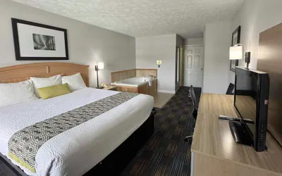 Photo 4 - Mountain Aire Inn Sevierville/Pigeon Forge