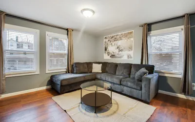 Photo 2 - Hillyer Manner - Comfy Townhouse In Great Location! 3 Bedroom Townhouse by Redawning