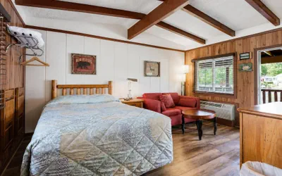 Photo 4 - OLDE MILL INN OF CLARKSTON