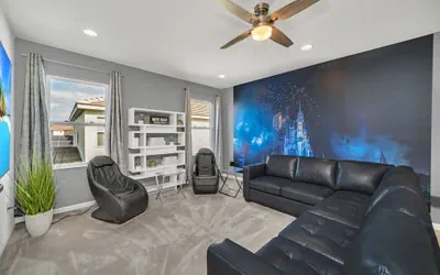Photo 2 - Magnificent 12bd House Perfect for Family Gatherings, Close to Disney #12st8029