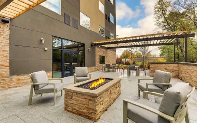 Photo 2 - Country Inn & Suites by Radisson, Cumming near Northside Hospital Forsyth
