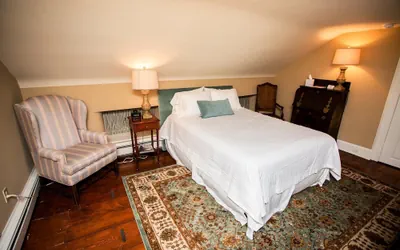 Photo 5 - Plumsteadville Inn